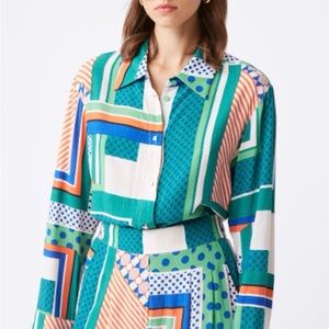 Suncoo Leora Classic Collar Shirt size T0 fits size S